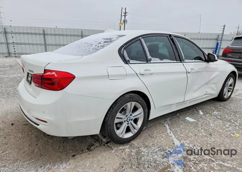 2016 BMW 328 Xi Sulev z USA, uszkodzony, nr VIN WBA8E3G50GNU38549